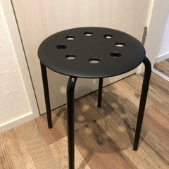 【無料】IKEAのスツール