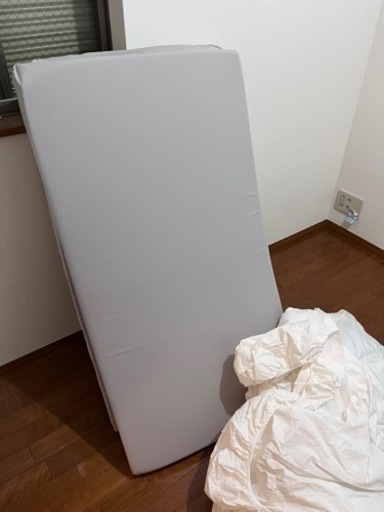6kg全自動洗濯機(NTR60 ホワイト)美品　マットレス付き