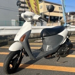 【✨人気のFI車両•シート新品✨】スズキ　レッツ4 ホワイト　