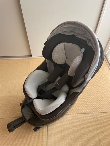 【決まりました】コンビ　チャイルドシート