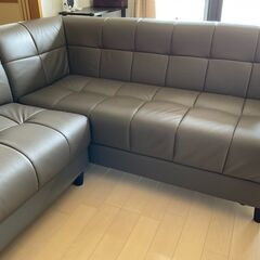 【美品】ニトリ　合成皮革　ソファー（L字）