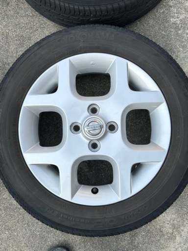 日産Z11キューブ 純正アルミホイール＋タイヤ
