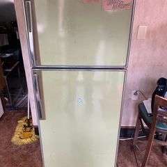 レトロ冷蔵庫