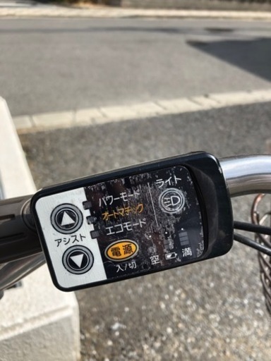 電動アシスト自転車。近県にの方、陸送致します。遠方の方はご遠慮下さい。サビあり。 電動アシスト自転車。近県にの方、陸送致します。遠方の方はご遠慮