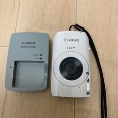 壊れたデジカメ　Canon IXY