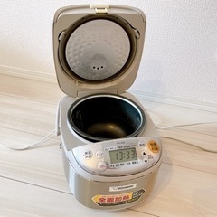 炊飯器　zojirushi ns le05型