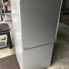 シルバーの冷蔵庫　110L 一人暮らし用