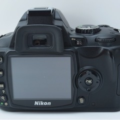 ファミリー向け○初心者向け○スマホ転送○Wズームレンズ○ニコン D40 1