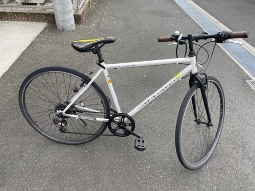 自転車 クロスバイク 6段変速ギア 鍵あり 通勤 通学 完成品 【公式通販】