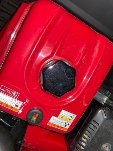 引き取り限定。ホンダ除雪機中古2017年11月購入HSM1380i 山形県置賜地方より。バッテリー交換済み
