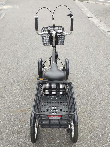 電動アシスト四輪自転車 けんきゃくん