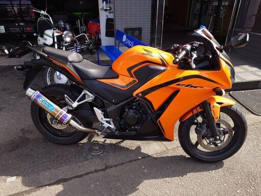 ホンダ　CBR250R　ABS　限定色！