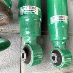 中古美品★フィット(GK3 GK5 GP5)用TEINダンパー＋スプリングキット★EnduraPro★ 