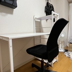 【ネット決済】ニトリ机と椅子