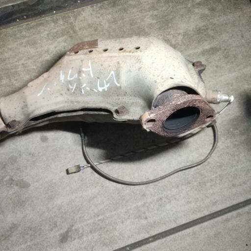 スバルレガシィワゴン(TA−BH5)触媒 エキゾーストパイプ  キャタライザー