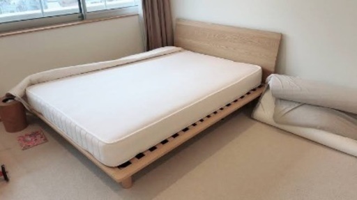 無印 セミダブル ベッドフレーム＋マットレス - ベッド