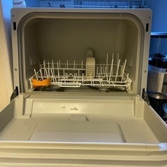 パナソニック食器洗い乾燥機　NP-TCR4