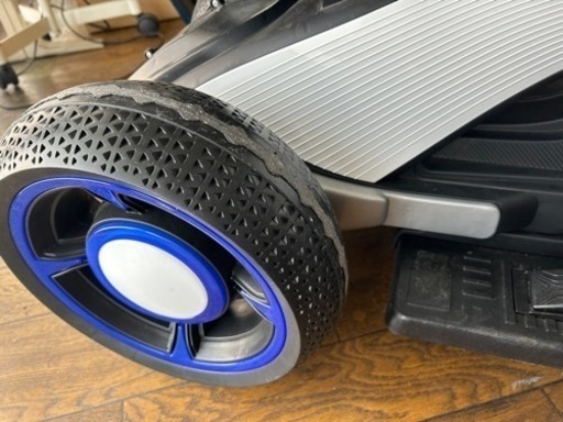 電動乗用バイク 充電式 子供用 キッズバイク