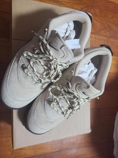 交渉中　ナイキ　ラハール　ロー　NIKE LAHAR LOW