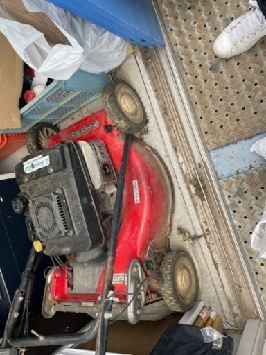 最終値下げ バロネス自走式芝刈機 引取り限定