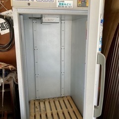 低温貯蔵庫 AGR-800 中古 引き取りのみ