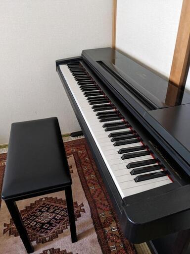 電子ピアノ　YAMAHAクラビノーバCLAVINOVA CLP560