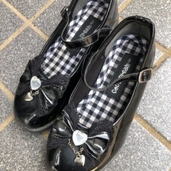 エナメルの黒い靴  19cm 入学式、冠婚葬祭に！