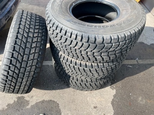 315/75R16 ヨコハマジオランダースタッドレス