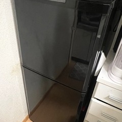 【購入者決定】三菱　ブラック冷蔵庫　136L