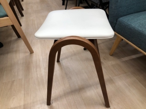 秋田木工 サイドテーブル 剣持勇 デザイン 剣持デザイン研究所 / Kenmochi Design Associatesのサイド