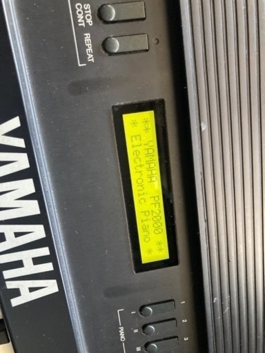 YAMAHA PF2000 ステージピアノ