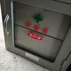 スチールラック　4個　まとめ売り　コクヨ　常備薬