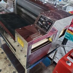 さぬき麺機 万能手打めん機 製麺機 M-305型 業務用 100V 動作確認済（動画有） 製麺機 業務用 台付#11349 さぬき麺機 万能手打めん機 製麺機 M-305型 業務用 100V