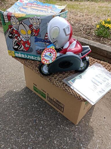 値引きしました。希少　早い物勝ち！ウルトラマンレーシング　サウンドマネーバンク