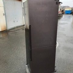 ET700番⭐️SHARPノンフロン冷凍冷蔵庫⭐️