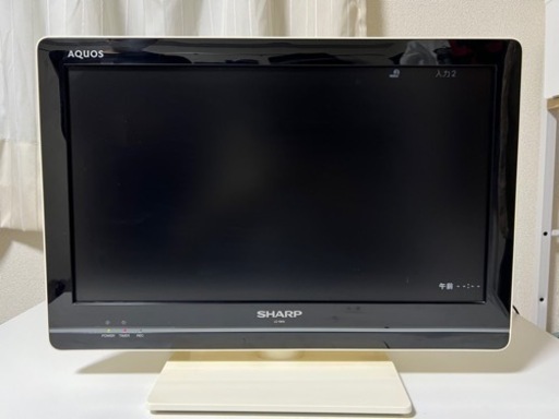 SHARP製AQUOS テレビ　19型　2011年製　リモコン付き