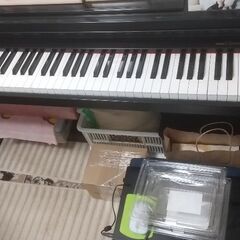 中古ピアノ【ヤマハCLP-560】