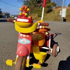 （年末限定値下げ）アンパンマン三輪車