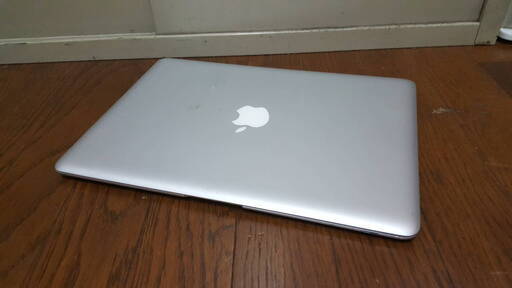 Apple MacBook Air 本体のみ（ACアダプターなし）　Mac OS Xが立ち上がりました。 ジャンクにて