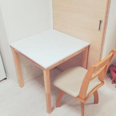 リビングテーブル&椅子(回転式)(4/22に引き取りが可能な方のみ)