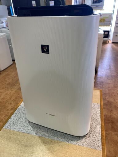 【愛品館市原店】SHARP 2018年製 プラズマクラスター7000 加湿空気清浄機 KC-H50ｰW【愛市IJ4016051-104】