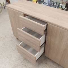 リビングボード 幅110cm 扉 引き出し ウッド調 収納家具 サイドボード ☆ 札幌市 北区 屯田 