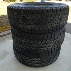 タイヤ　265/70R16　3本