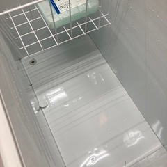 【激安】サンデン　冷凍庫　184L 2006年　鍵無し