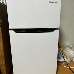 ノンフロン冷凍冷蔵庫　Hisense 型番HR-B95A 2021年製
