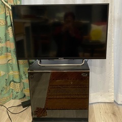 32型テレビ（ソニー ブラビア KDL-32W700B)