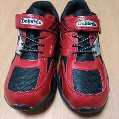 【新品】デュバルダ　運動靴　男の子　赤×黒　20センチ