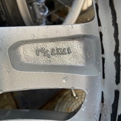 17インチ  ハイエース、NV350  タイヤホイール 、バリ溝