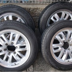 17インチ  ハイエース、NV350  タイヤホイール 、バリ溝