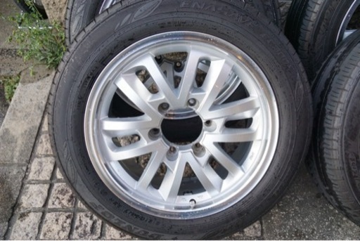 本物 17インチ ハイエース、NV350 タイヤホイール 、バリ溝 